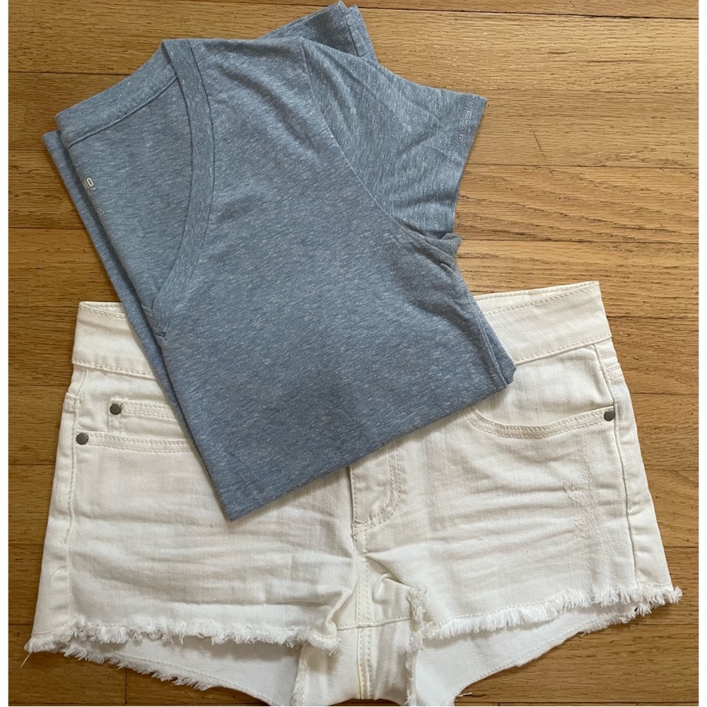 Blue V-Neck Heathered Tee